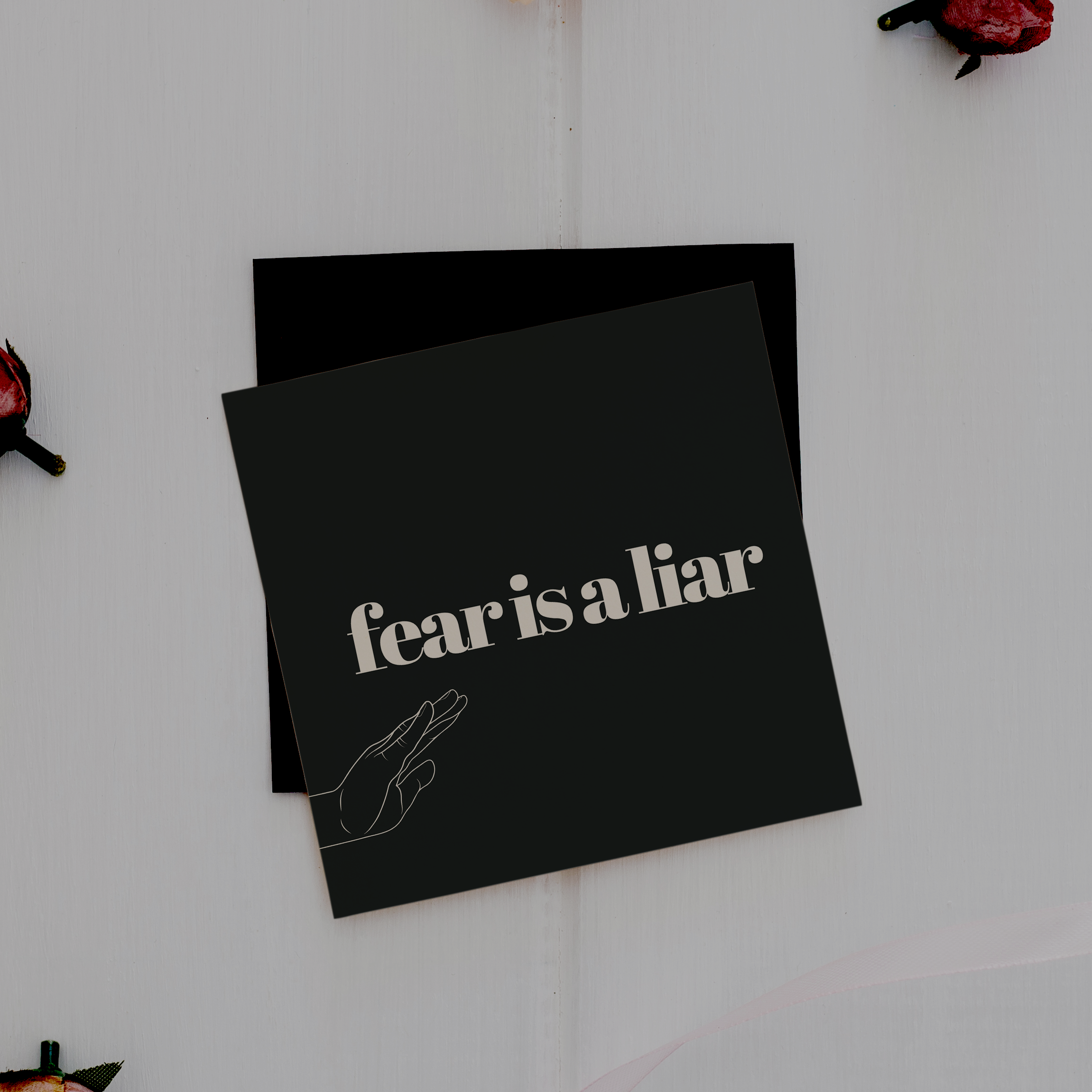 fear-is-a-liar-kort-14x14